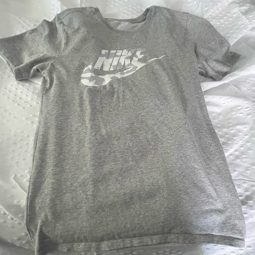 Nike Men’s Tshirt